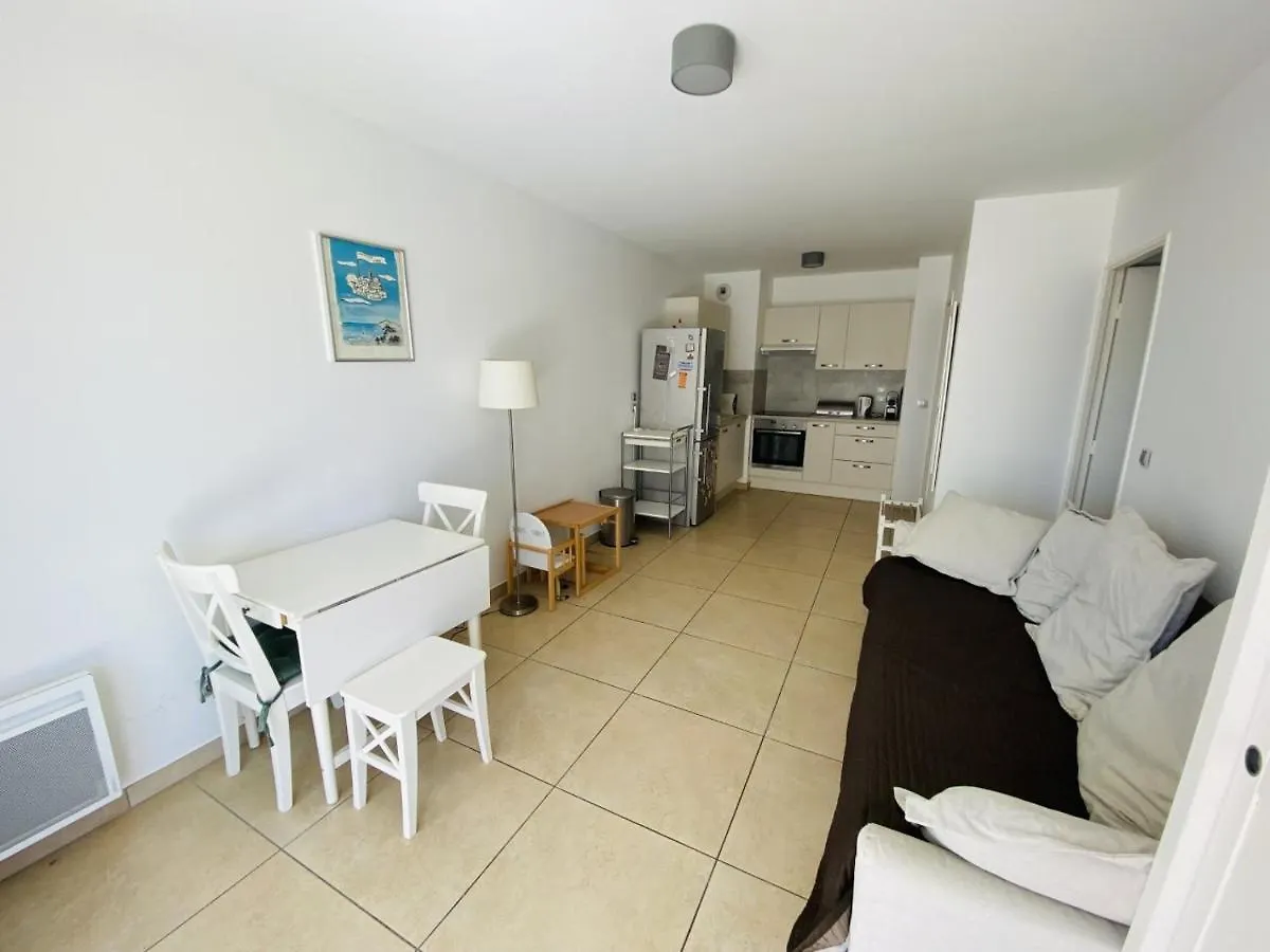 Val1- One Bedroom Cannes Center Apartment